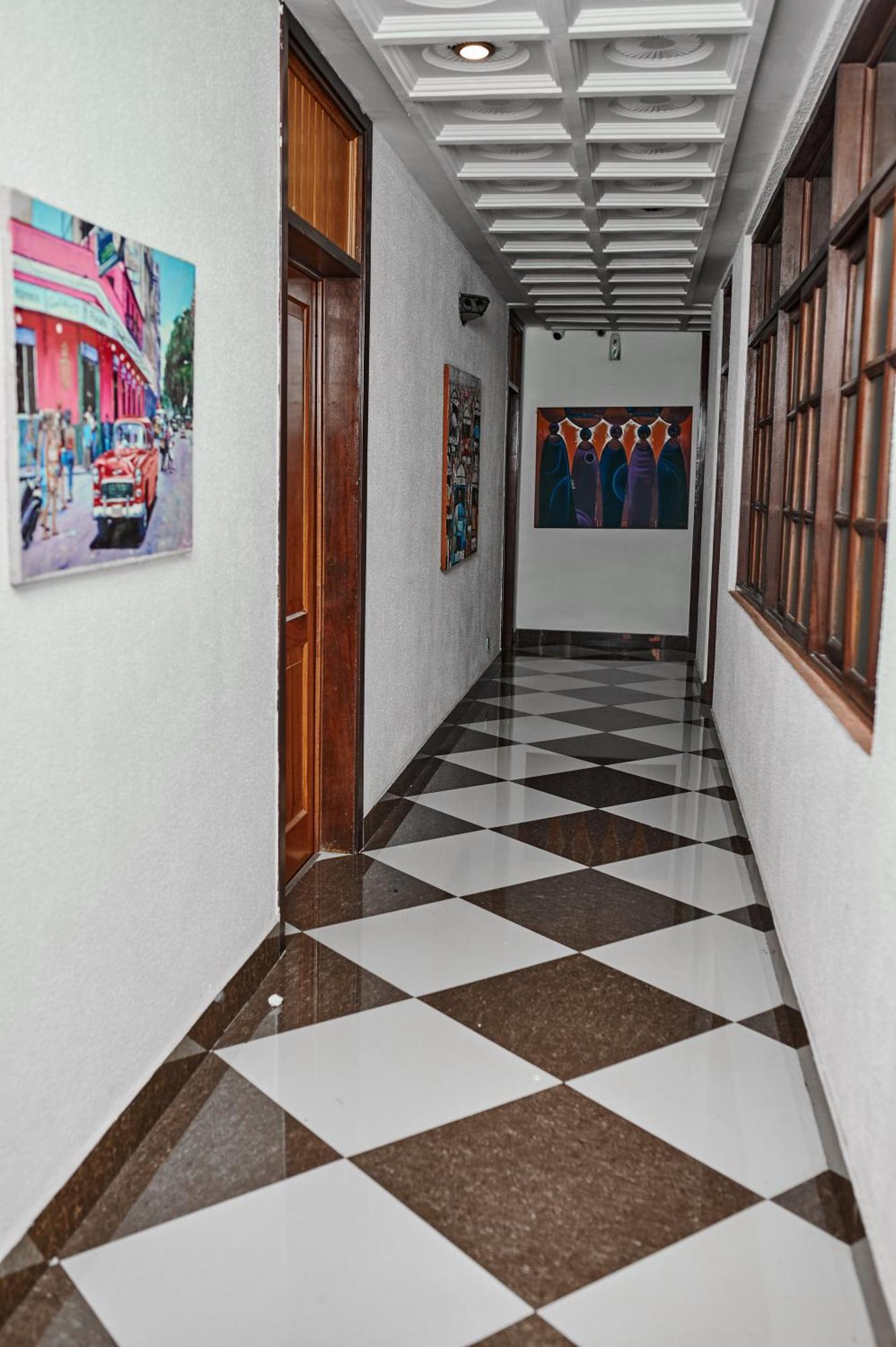 Royal Park Hotel And Chinese Restaurant Kumasi Exterior photo